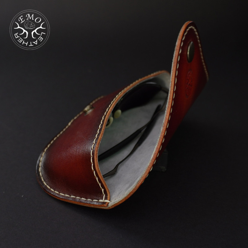 Classic Leather Glasses Case | EmoLeather | Custom Leather Goods