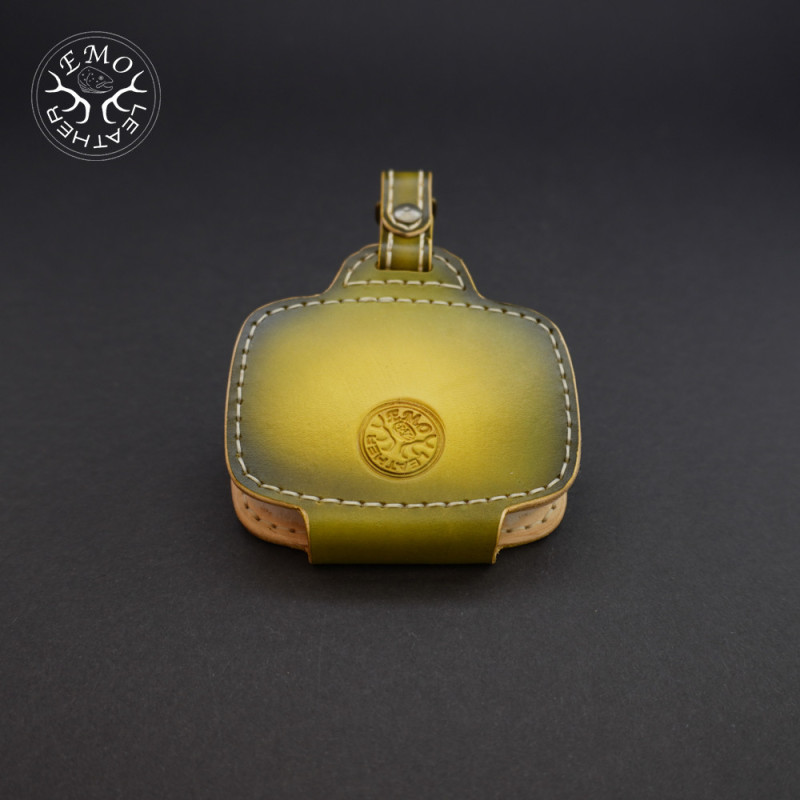 Olive Double Fly Pad | EmoLeather | Custom Leather Goods